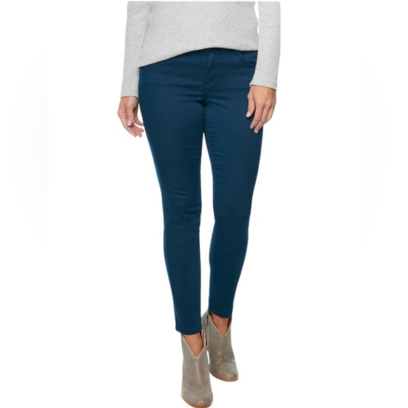 Democracy Blue Pine Ankle Skimmers Pant - Picture 1 of 9